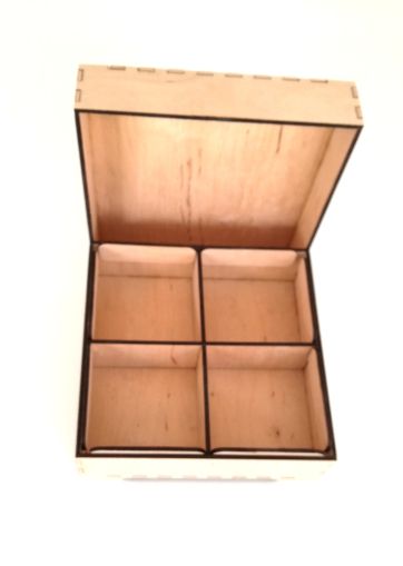 Дървена кутия  за Бебешки съкровища 16х16х8см W16168