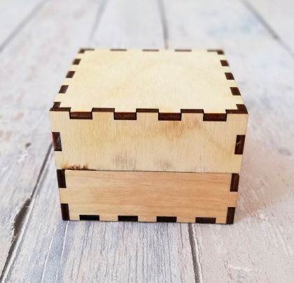 Wood box 7х7х5см 